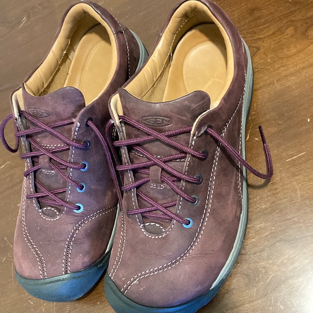 Keen shoes 10,5